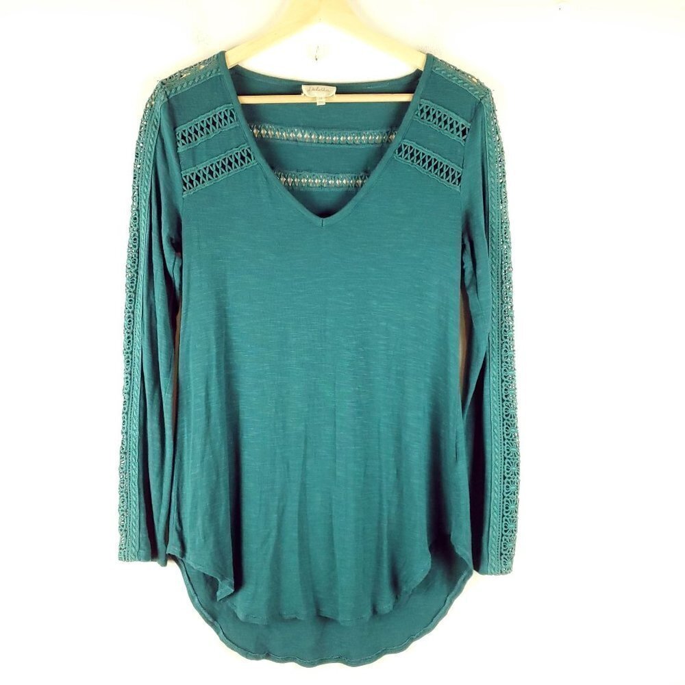 Deletta Shirt Womens XS Green Tunic Crochet Slub jersey knit V-neck boho Cowgirl